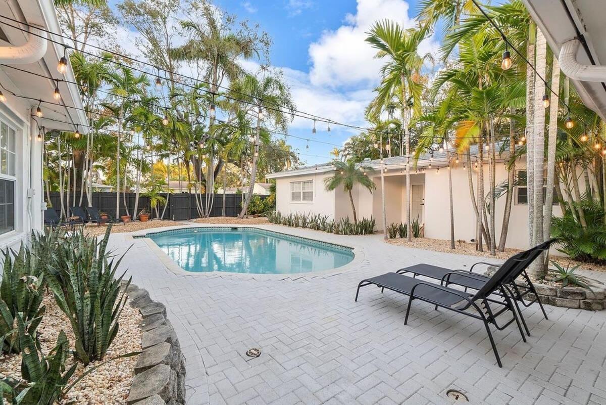 Walk To Las Olas Banyan Room Palm Paradise Inn Fort Lauderdale Exterior foto